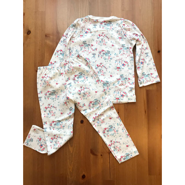 PETIT BATEAU(プチバトー)のtino様専用♡2ans プチバトー2点おまとめ キッズ/ベビー/マタニティのベビー服(~85cm)(パジャマ)の商品写真