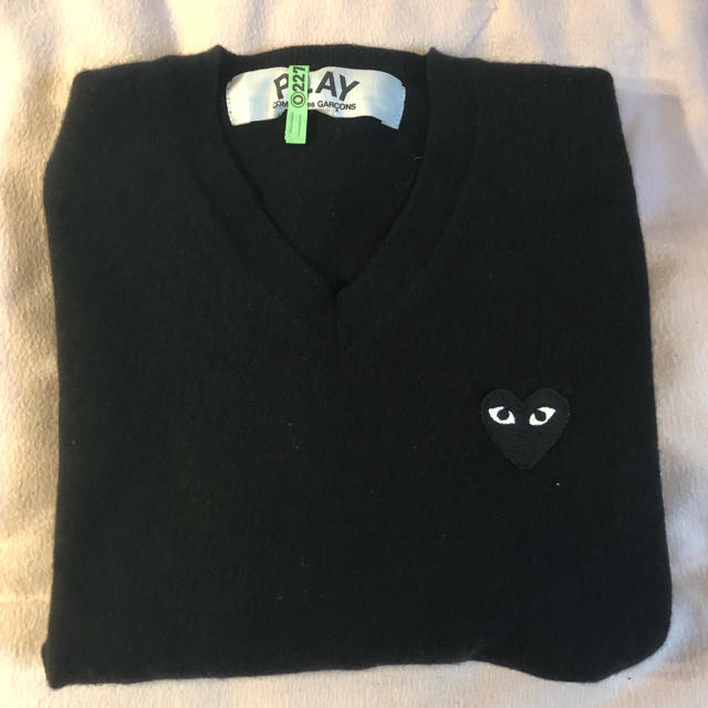 COMME des GARCONS(コムデギャルソン)のPlay Comme des Garcons セーター 黒色 レディースのトップス(ニット/セーター)の商品写真