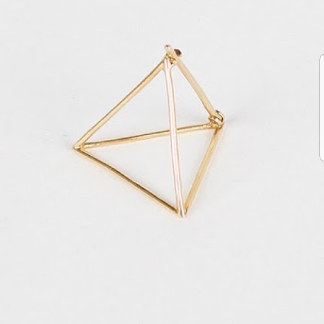 専用　shihara トライアングルピアス　triangle pierce