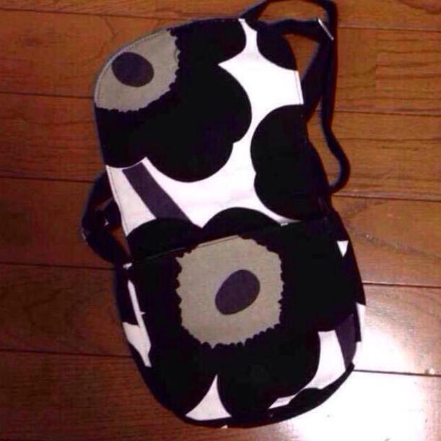 marimekko(マリメッコ)の超美品 マリメッコ ショルダーバッグ レディースのバッグ(ショルダーバッグ)の商品写真