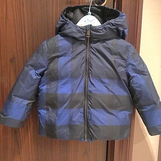 バーバリー(BURBERRY)のバーバリー ダウンジャケット 18m 美品(ジャケット/上着)