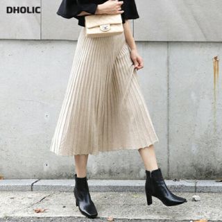 ディーホリック(dholic)の【未使用】DHOLIC プリーツニットスカート(ロングスカート)