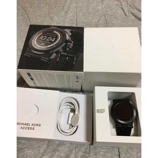 マイケルコース スマートウォッチ-