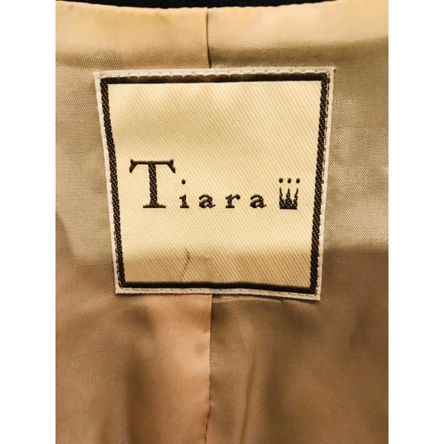 tiara(ティアラ)のノーカラージャケット レディースのジャケット/アウター(ノーカラージャケット)の商品写真