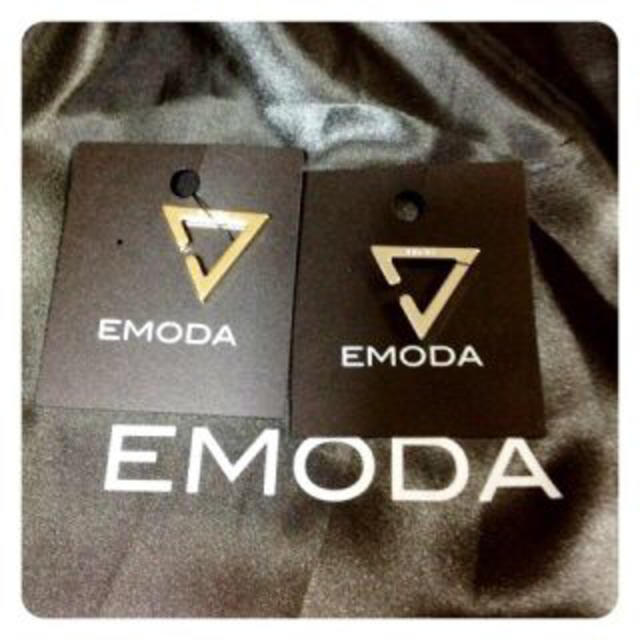 EMODA(エモダ)のEMODA イヤーカフ レディースのアクセサリー(イヤリング)の商品写真