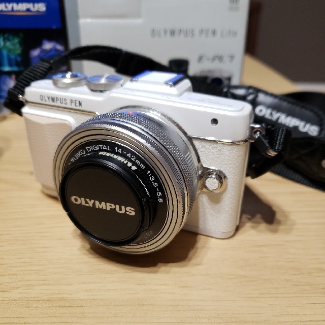 OLYMPUS　PEN Lite  E-PL7