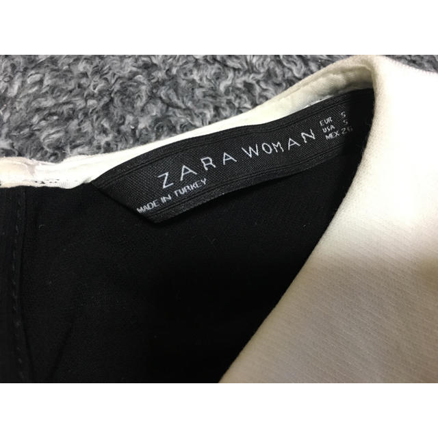 ZARA(ザラ)のZARA 丸襟ブラウス レディースのトップス(シャツ/ブラウス(長袖/七分))の商品写真