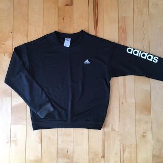 アディダス(adidas)のadidas・トップス(トレーナー/スウェット)