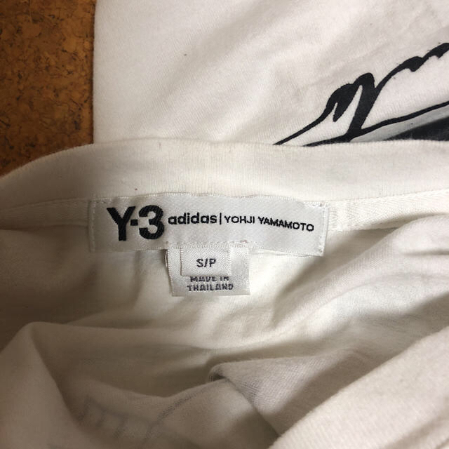 Y-3(ワイスリー)のy-3 Tシャツ メンズのトップス(Tシャツ/カットソー(半袖/袖なし))の商品写真