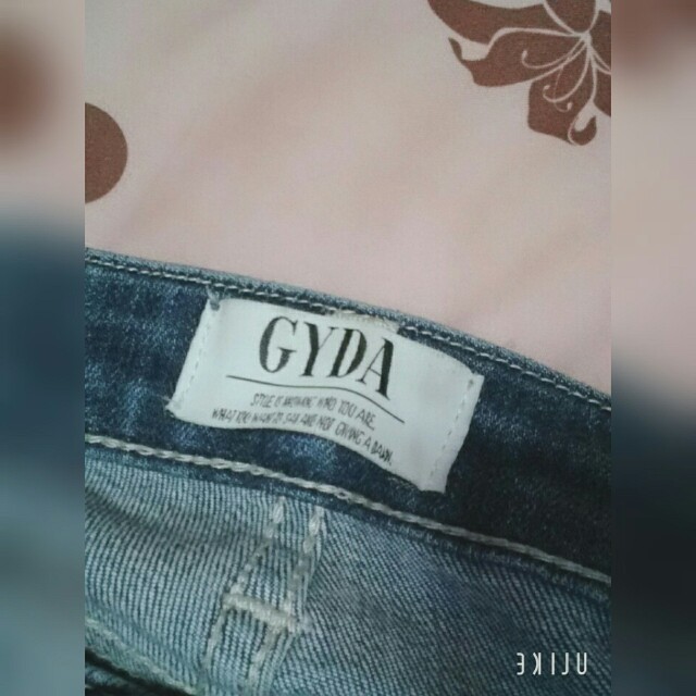 GYDA(ジェイダ)のGYDA ダメージスキニーパンツ レディースのパンツ(スキニーパンツ)の商品写真