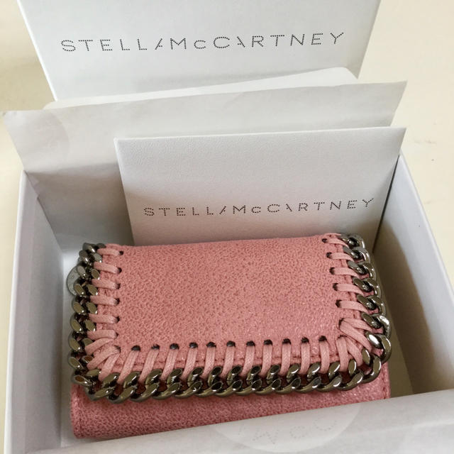 Stella McCartney(ステラマッカートニー)の新品‼ステラマッカートニー ファラベラ キーケース ピンク レディースのファッション小物(キーケース)の商品写真