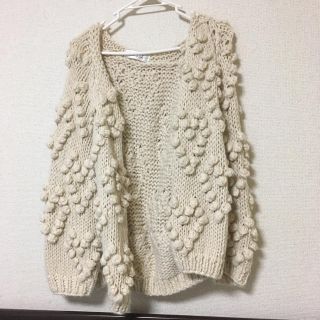 シックウィッシュ(Chicwish)のChicwish ハートポンポンカーディガン(カーディガン)