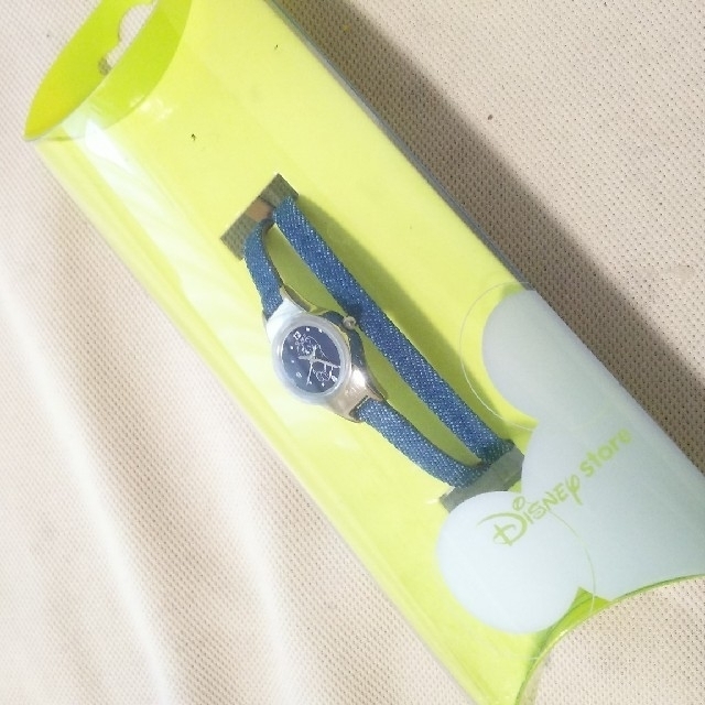 くまのプーさん(クマノプーサン)の❮期間限定  値下げ❯ディズニーストア腕時計プーさん レディースのファッション小物(腕時計)の商品写真