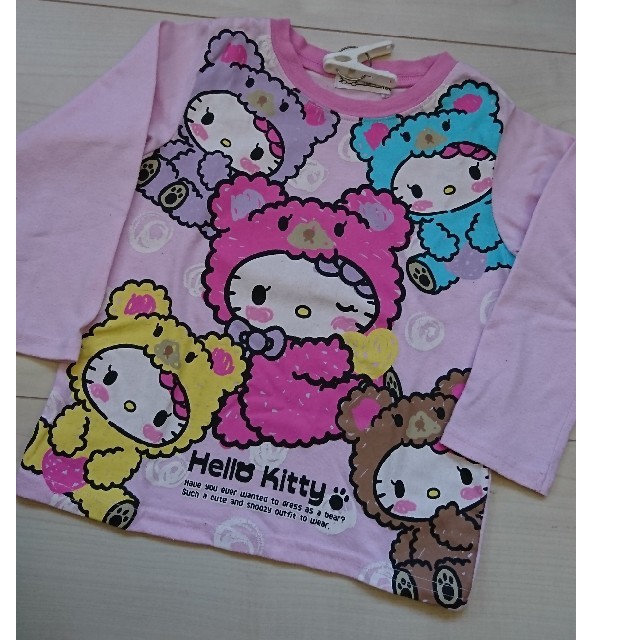 ハローキティ(ハローキティ)の専用！！ ロンＴセット キッズ/ベビー/マタニティのキッズ服女の子用(90cm~)(Tシャツ/カットソー)の商品写真