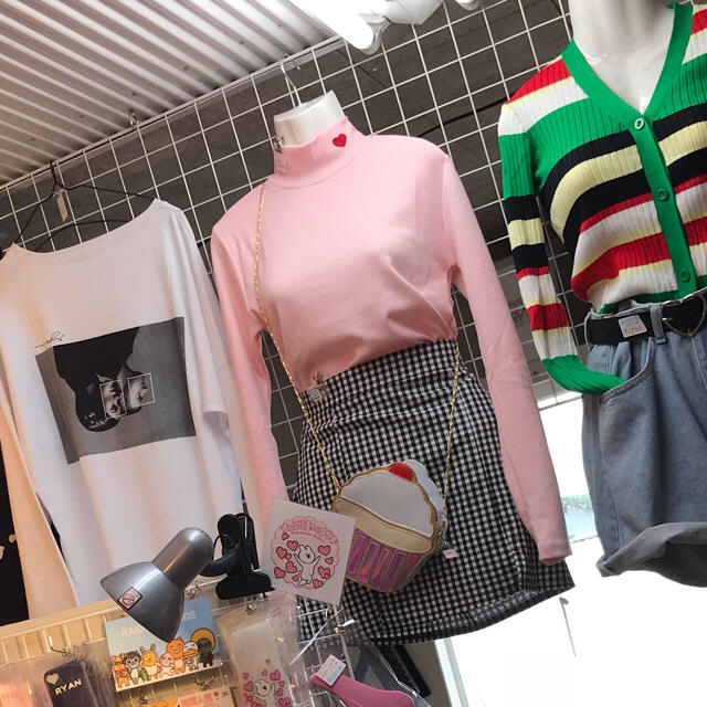 韓国 ファッション レディースのトップス(Tシャツ(長袖/七分))の商品写真