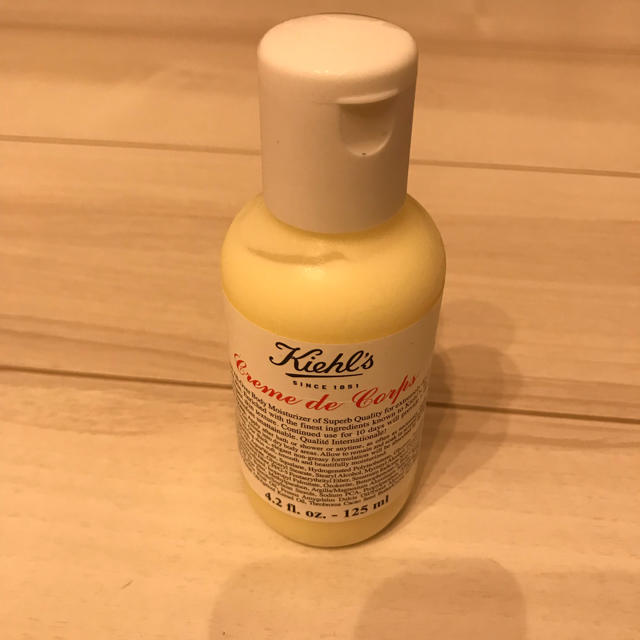 Kiehl's(キールズ)のけー様専用Kiehl's キールズ ボディクリーム コスメ/美容のボディケア(ボディクリーム)の商品写真