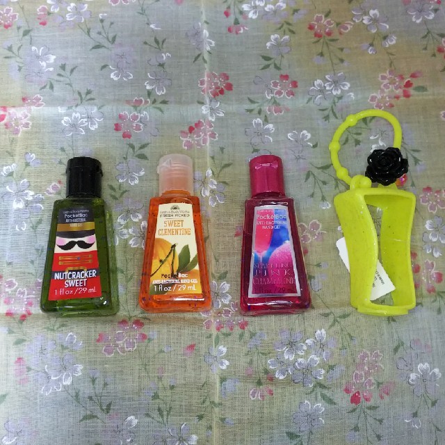 Bath & Body Works(バスアンドボディーワークス)のBath & Body Works バス＆ボディーワークス
除菌ジェル ホルダー コスメ/美容のボディケア(その他)の商品写真