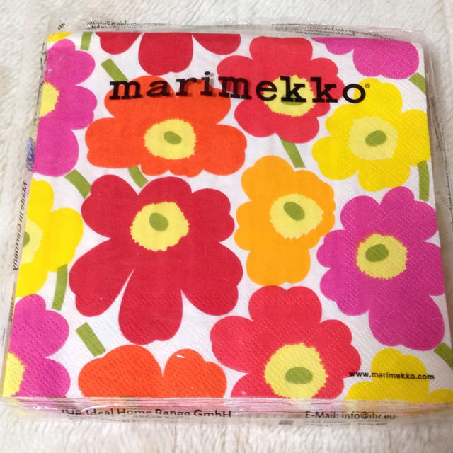 marimekko(マリメッコ)のmarimekko ペーパーナプキン4枚 その他のその他(その他)の商品写真