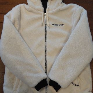 ステューシー(STUSSY)のステューシー フリース アウター(ダウンジャケット)