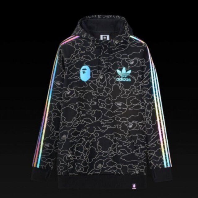 A BATHING APE(アベイシングエイプ)のAdidas Bape Tech Hoodie L メンズのトップス(パーカー)の商品写真