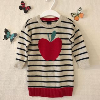 ベビーギャップ(babyGAP)の未使用/タグ付き ベビーギャップ りんご柄ボーダーニットワンピース(ワンピース)