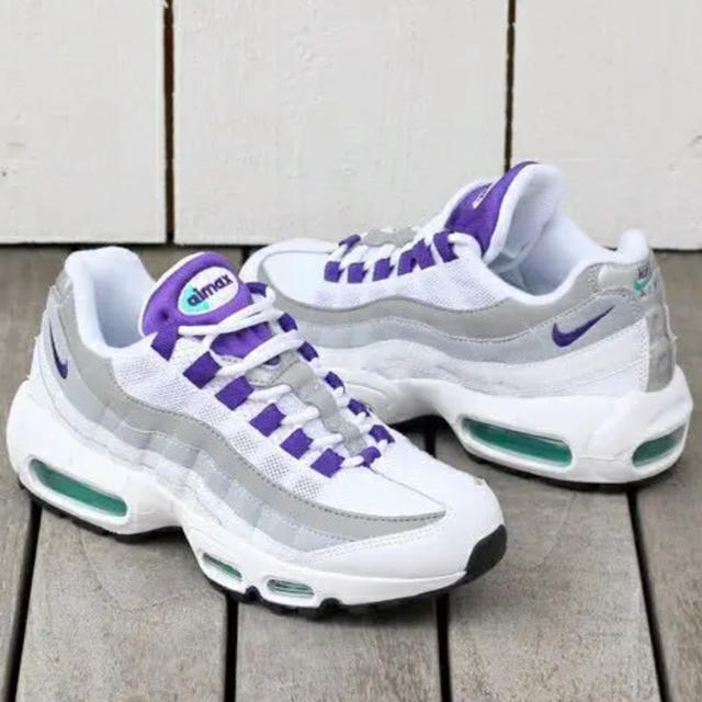 驚きの値段で
NIKE - AIR MAX 95 スニーカー 驚きの値段で
NIKE - AIR MAX 95 スニーカー