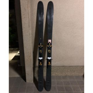 アトミック(ATOMIC)のBLASTRACK FARTHER 176cm +KINGPIN 10 シール付(板)