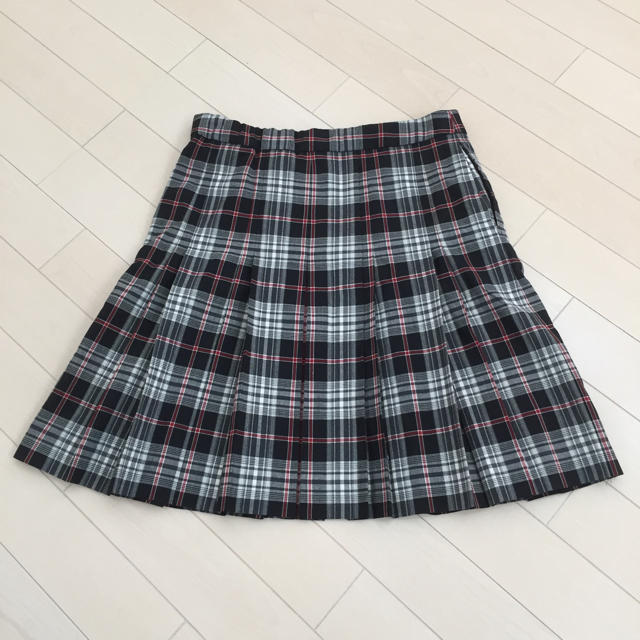 COMME CA FILLE プリーツスカート 160A キッズ/ベビー/マタニティのキッズ服女の子用(90cm~)(スカート)の商品写真