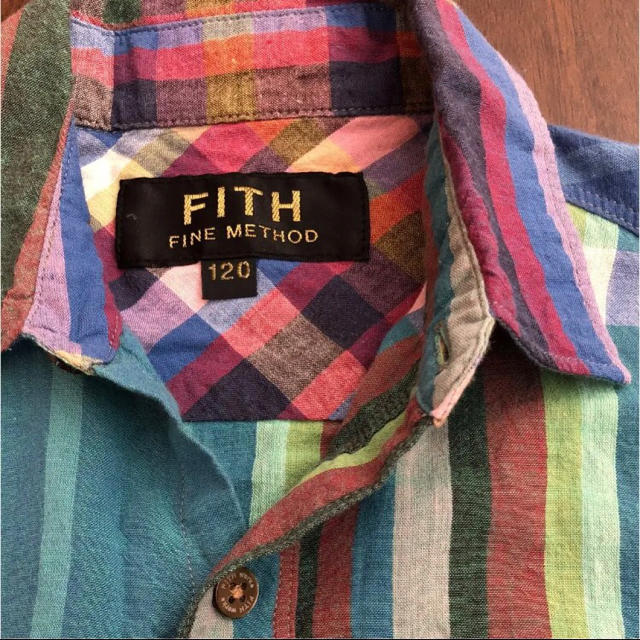 FITH(フィス)のFITH チェックシャツ 120 キッズ/ベビー/マタニティのキッズ服男の子用(90cm~)(Tシャツ/カットソー)の商品写真