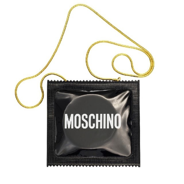 MOSCHINO H&MOSCHINO パテント ショルダーバッグ