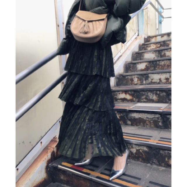 Ameri VINTAGE(アメリヴィンテージ)のお値下げ♡PLEATS TIERED SKIRT レディースのスカート(ロングスカート)の商品写真
