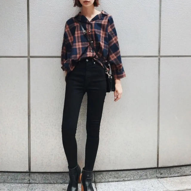 moussy(マウジー)のマウジー MOUSSY HW Rebirth BLACK SKINNY レディースのパンツ(デニム/ジーンズ)の商品写真