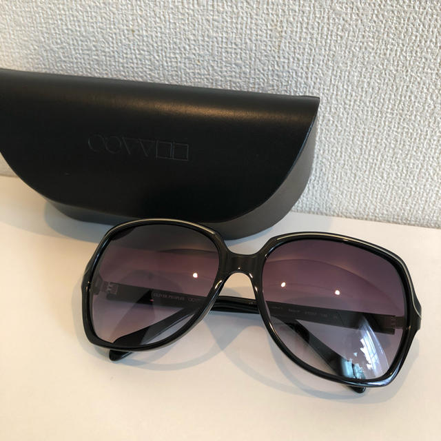 OLIVER PEOPLESのサングラス🕶 レディースのファッション小物(サングラス/メガネ)の商品写真