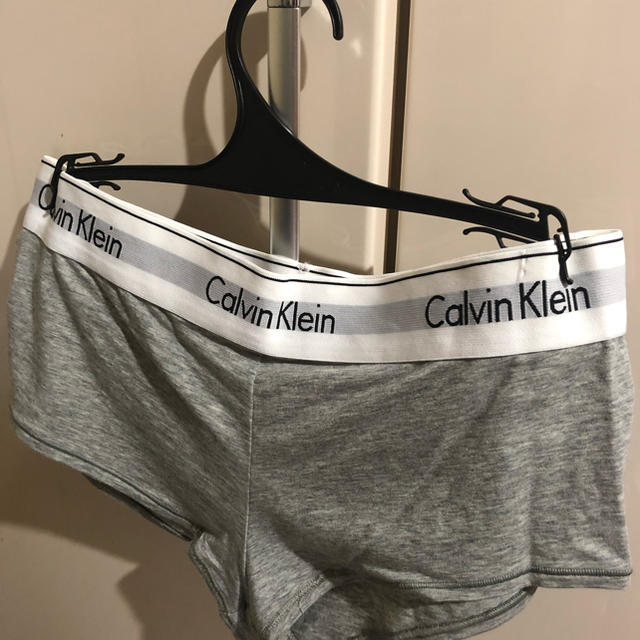 Calvin Klein(カルバンクライン)のMay7 Flower様専用 レディースの下着/アンダーウェア(ショーツ)の商品写真