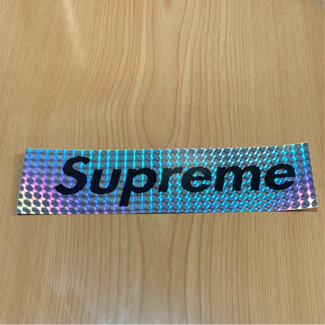 supreme ステッカー キラキラ ホロ