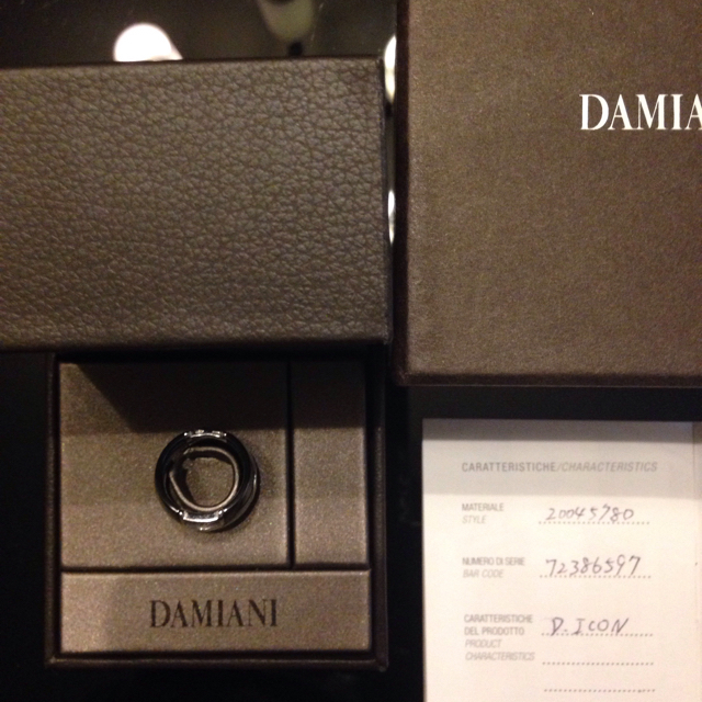 Damiani(ダミアーニ)のダミアーニ  ディーアイコン リング 定価¥139320 正規品 レディースのアクセサリー(リング(指輪))の商品写真