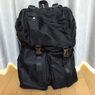 ウィゴー(WEGO)の❁黒　ボックス型リュック❁(リュック/バックパック)