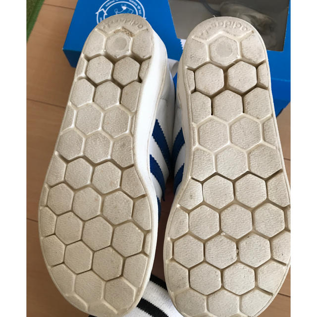 adidas(アディダス)の専用ページ！アディダス スタンスミス オリジナルス キッズ 17.5  17 キッズ/ベビー/マタニティのキッズ靴/シューズ(15cm~)(スニーカー)の商品写真