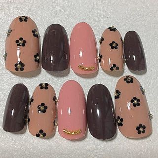 sale✨小花柄ネイル♡ホロネイル