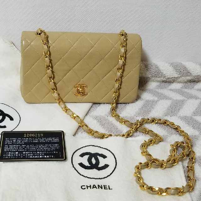 CHANEL(シャネル)の美品♡CHANEL　ミニマトラッセ　ヴィンテージ♡ レディースのバッグ(ショルダーバッグ)の商品写真