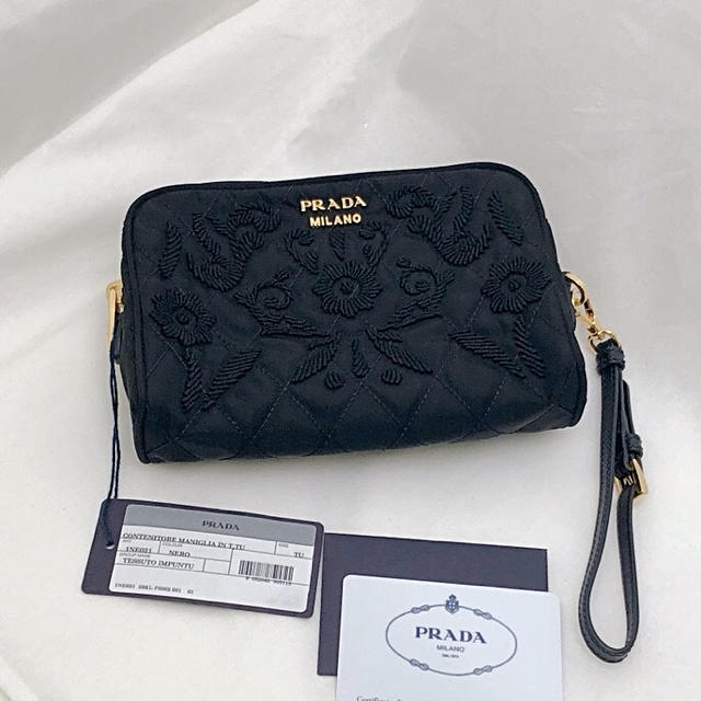 【良品✨】PRADA　ショルダーバッグ　キャンバス　刺繍ロゴ　デカロゴ　レザー