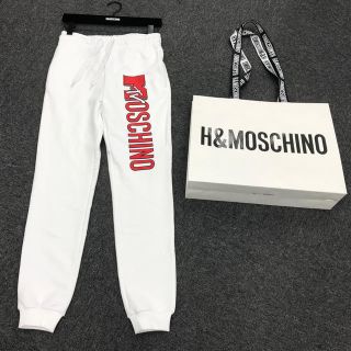 「新品タグハンガー付H&M×モスキーノコラボ MTV スウェット