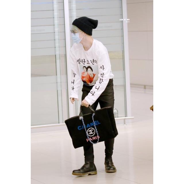 BTS着用 テテ着用 ロンT ジミン顔tシャツの通販 by bts shop｜ラクマ