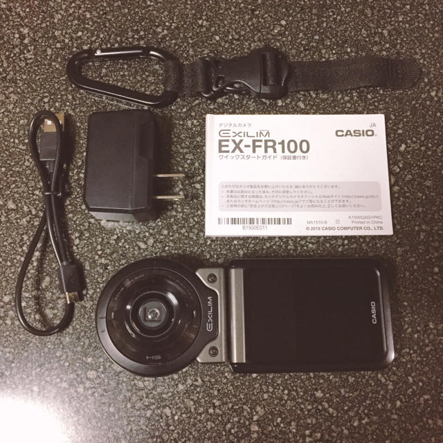 CASIO(カシオ)のCASIO EXILIM EX-FR100 アウトドア カメラ ブラック スマホ/家電/カメラのカメラ(コンパクトデジタルカメラ)の商品写真