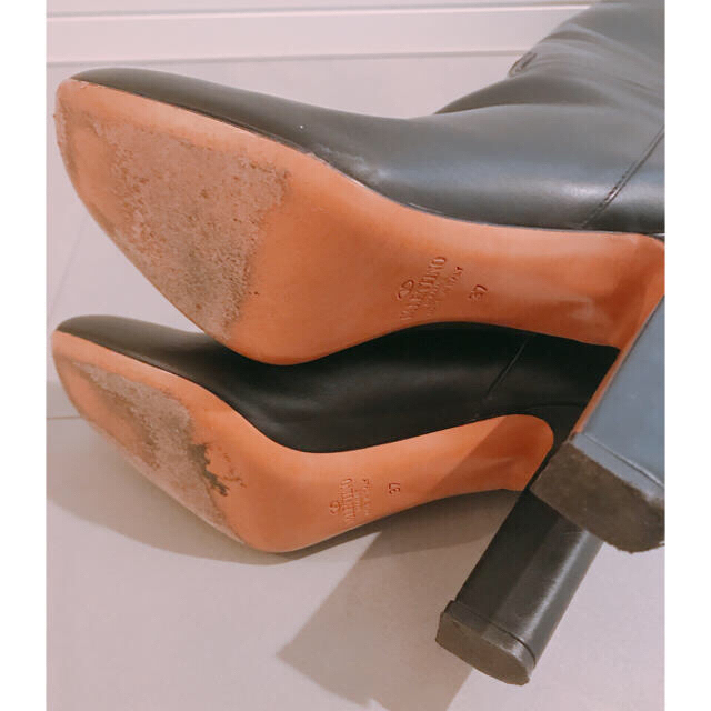 VALENTINO(ヴァレンティノ)のヴァレンティノ  ブーツ レディースの靴/シューズ(ブーツ)の商品写真