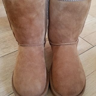 アグ(UGG)の美品　UGGムートンブーツ　チェスナット(ブーツ)