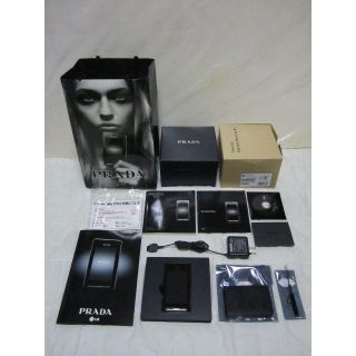 プラダ(PRADA)のdocomo FOMA L852i PRADA Phone by LG ドコモ (携帯電話本体)