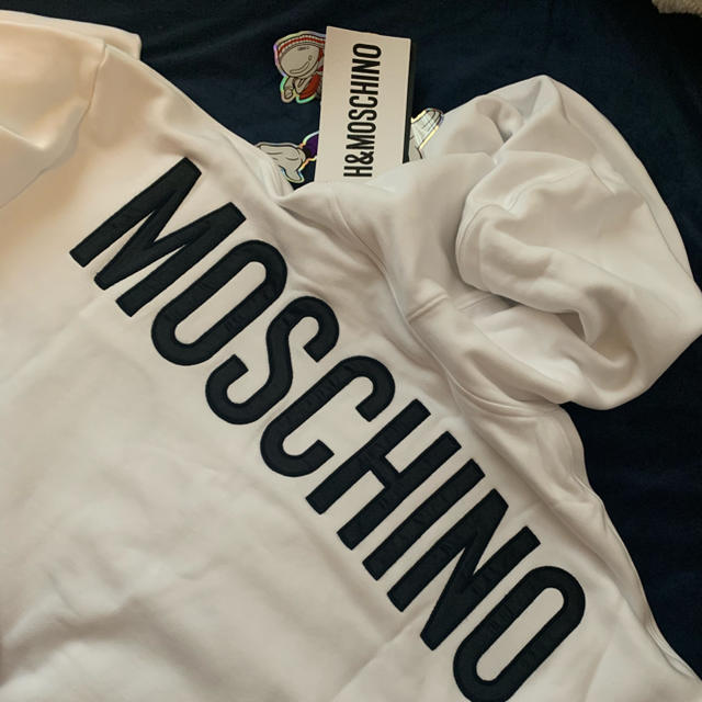 MOSCHINO(モスキーノ)のH&M MOSCHINO ディズニーコラボパーカー メンズのトップス(パーカー)の商品写真