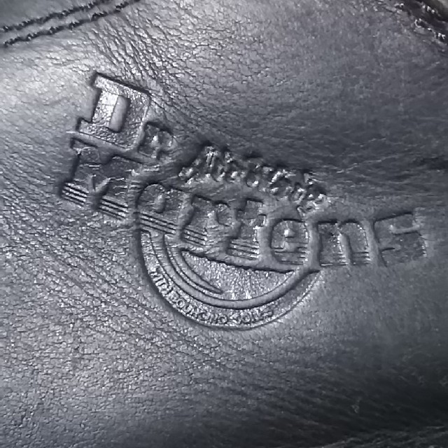 Dr.Martens(ドクターマーチン)の
希少イングランド製!ドクターマーチン高級ダットシューズ黒ビンテージ！


 レディースの靴/シューズ(ブーツ)の商品写真