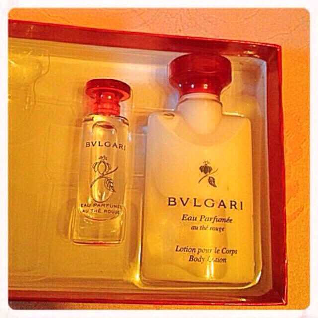 BVLGARI(ブルガリ)の10日までBVLGARI トラベルセット コスメ/美容の香水(香水(女性用))の商品写真